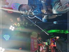 -路边边.炒菜烧烤.音乐餐厅(良乡长虹店)