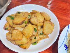 -芦茨金富饭庄·25年老字号·专做稻草鸡