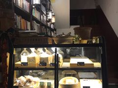 花草茶-房角石咖啡与书(吉大南校店)
