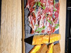 -囧吉香生蚝牛排馆(湖北路店)
