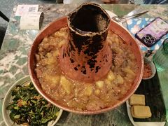 土司铜锅油焖鸡-浩海火烧云傣家菜(京广店)