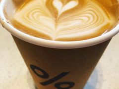 热的咖啡拿铁-% Arabica(京都东山店)