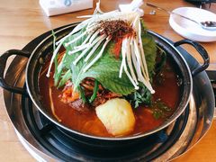 -喇喇排骨火锅·传统韩式脊骨汤(望京西园总店)