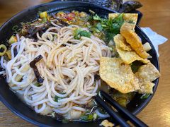 -柳大厨螺蛳粉(人民路总店)