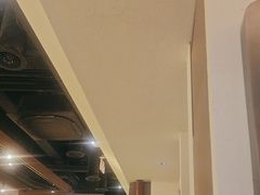 -良米山·云南野生菌过桥米线(上海首店)