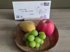 -西安大雁塔科技大学地铁站亚朵酒店