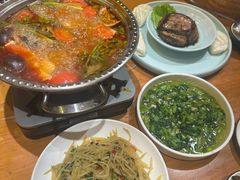 -老滇山寨•云南特色菜•地方菜•民族风情歌舞表演(金碧店)