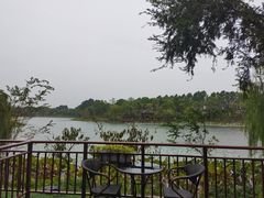 -上海怡沁园度假酒店