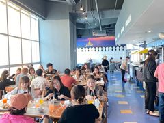 -彩虹云霄酒店75层国际自助餐