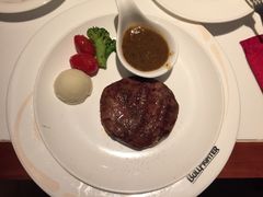 -斗牛士牛排(南京东路店)