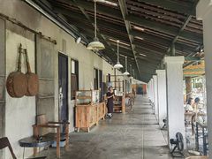 -喜洲吧·江畔老船厂·庭院餐厅(喜临院店)