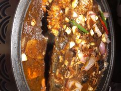 -吞鱼兽麻辣烤鱼(万达店)