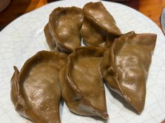 地瓜面山菜包子-崂山水果园农家宴(泉水鸡店)