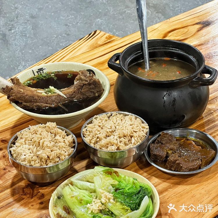 泉州探店｜本地人都爱吃的一碗咸饭