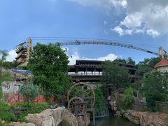 -客天下恐龙水晶玻璃桥