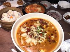 水煮鱼-大食代美食广场(迪士尼小镇店)