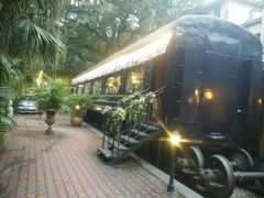 -火车头法国西餐厅