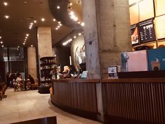 -星巴克臻选(惠州华贸天地1楼店)