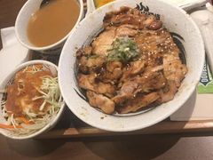 -梅龙镇广场