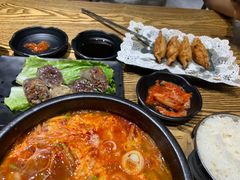 -吴草鸡爪오초닭발韩食堂(融恒盈嘉中心店)