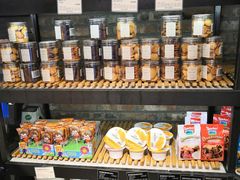 面包甜点陈列柜-多乐之日(和平伊势丹店)