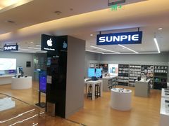 -王府井百货熙地港店