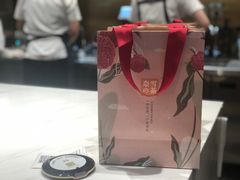 -奈雪的茶(湖滨银泰in77C区PRO店)