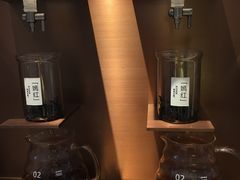 自助取餐区-喜茶(北京华贸购物中心店)