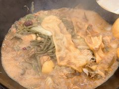 -屯老二农家铁锅炖·行业领军者(梅江店)