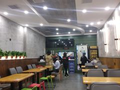 大堂-螺小胖柳州螺蛳粉(钟楼总店)