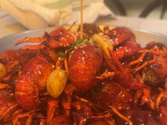 -巴厘龙虾·榜首油焖大虾(音乐学院·沿江酒馆店)