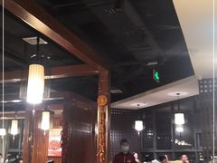 大堂-郑喜旺烧烤(郑州总店)