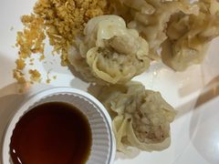 -亚明蟹肉面特大虾饺(สีลม)