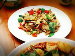 腊肉炒牛肝菌-翕庐小苑