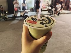 牛油果+益力多-花姨·老电影院果汁冰(88号店)
