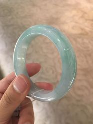 -北京七彩云南翡翠珠宝旗舰店(月坛店)