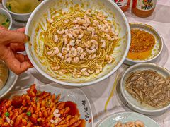 -裕兴记•蟹黄面馆(人民广场店)