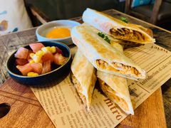 鸡肉卷饼-HIGH FIVE哈福手工汉堡(桂林路店)