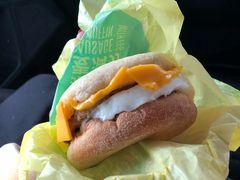 猪柳蛋汉堡-麦当劳(盐城世纪大道得来速店)