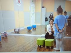 -七彩虹部落少儿影视表演配音培训(万柳校区)