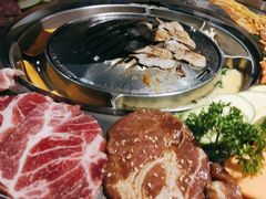 -哈哈碳都·牛肋条无限自助烤肉(台江万达店)