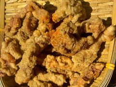 阿婆酥肉-爆炸头阿姨小四川正宗川味小吃(无任何分店)