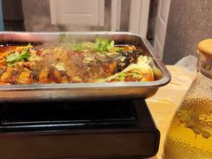 -老街烧烤大排档·地道湖北菜·龙虾馆(汉口火车站店)