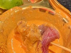 -何妹湿辣牛肉·粤式烧烤砂煲(桂雅路店)
