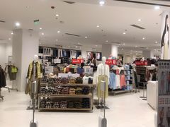 -优衣库(威海威高购物中心店)