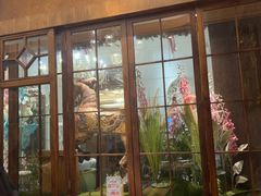 -秘密旅行Bonjour(黑金冠 江南西店)