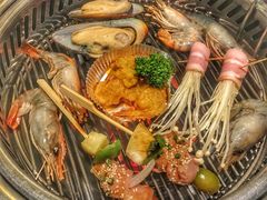 -Chom Cafe and Restaurant