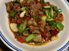 老坛剁椒肉炒肉-李久其家民间餐厅(梅溪湖店)