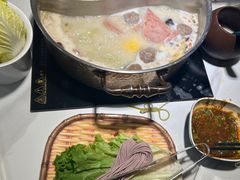 -椰子湾·海南火锅·糟粕醋·椰子鸡(正大广场店)