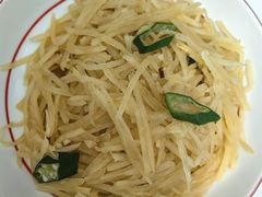 -爱月宝月嫂育儿嫂(太原店)